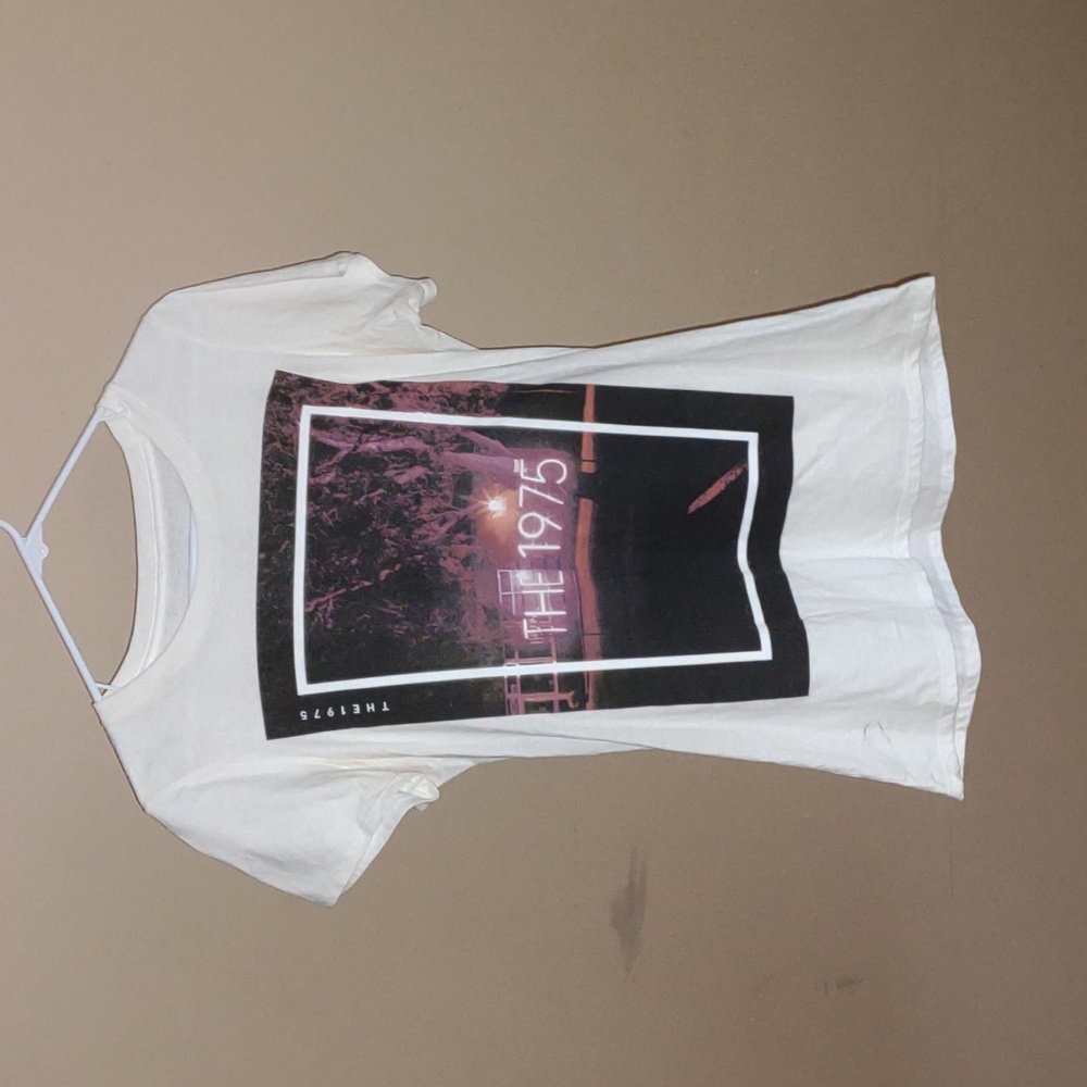 The 1975 TShirt